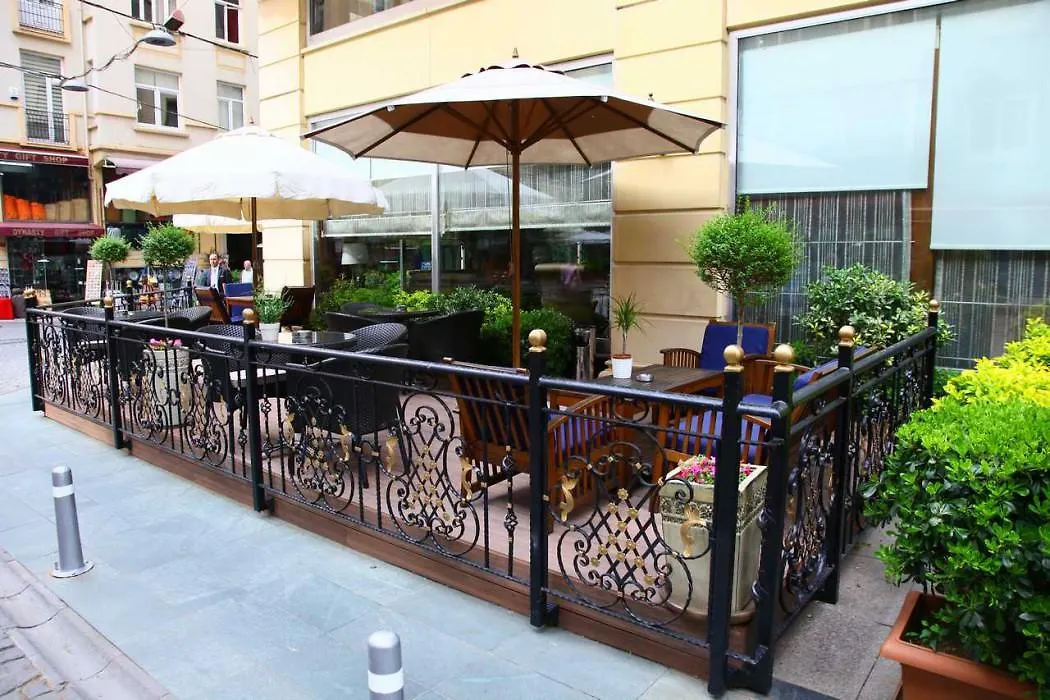 Arts Hotel Taksim Istanbul 4*,